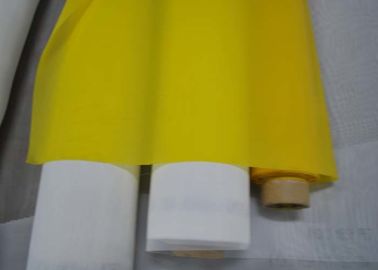 Weave 100% liso de seda de pano de parafusamento do poliéster do amarelo com largura de 1.15-3.6m