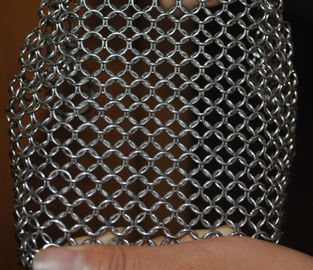 Bom preço. Líquido de limpeza de aço inoxidável do hardware do ferro fundido da cozinha do purificador de 304 Chainmail 7 * 7 polegadas on-line