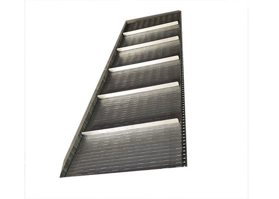 Bom preço. Elevador de aço inoxidável de Mesh Conveyor Belt For Cooling do carbono resistente ao calor on-line
