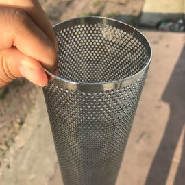 Bom preço. Cartucho perfurado do tubo de filtro da tela da malha/tela de filtro cilíndrica da malha do metal on-line
