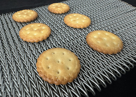 Bom preço. Inoxidável Resistente ao calor Aço inoxidável Balanço composto Tecido de malha de arame Túnel de forno Cinturão transportador Para cozimento de biscoitos on-line