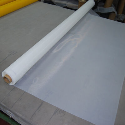 Bom preço. Tela de serigrafia em poliéster oferecendo uma ampla gama de malhas de 20 a 500, permitindo controle preciso sobre filtração e impressão on-line