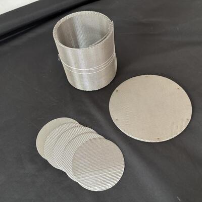 Disco de filtros de extrusão de plástico com tela de malha de arame de aço inoxidável de tecelagem holandesa reversa para peletizador de plástico