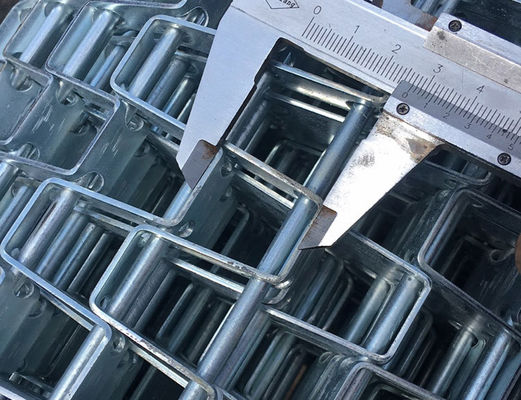 Soldado liso Mesh Conveyor Belt do GV do favo de mel resistente